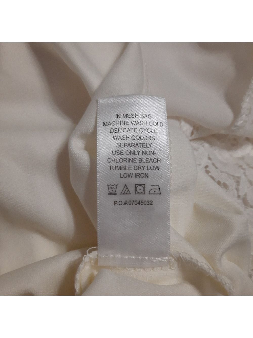 Roamans Long Sleeve Ivory Blouse Size 2X (26/28) - Picture 7 of 7